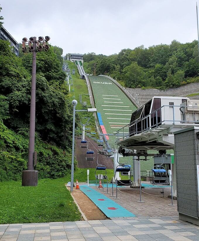 大倉山ジャンプ競技場のリフト