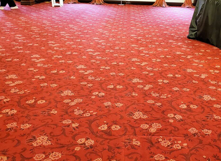 豊平館の広間のカーペット