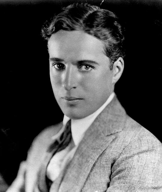 チャールズ・チャップリン(Charlie Chaplin)の若かりし頃の写真