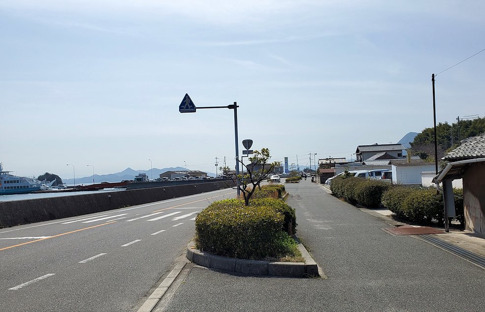 瀬戸内海　生口島　しまなみ海道サイクリング　道路