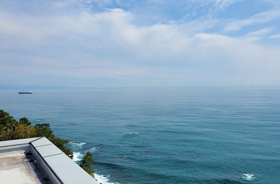 高知市　桂浜　坂本龍馬記念館　本館　屋上から眺める桂浜の絶景2