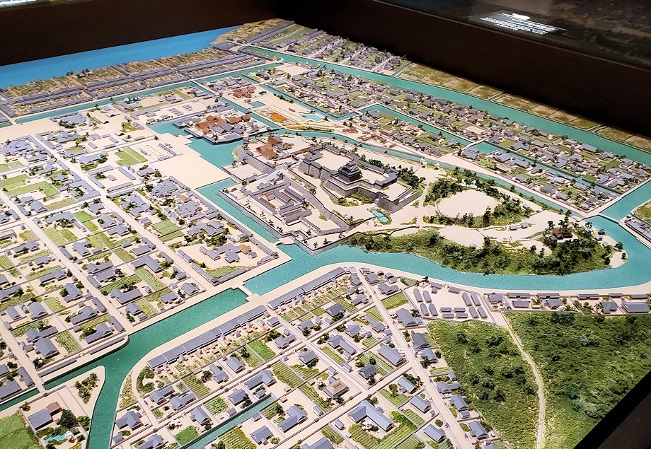 島根県松江市　松江歴史館 　松江城下町の模型1