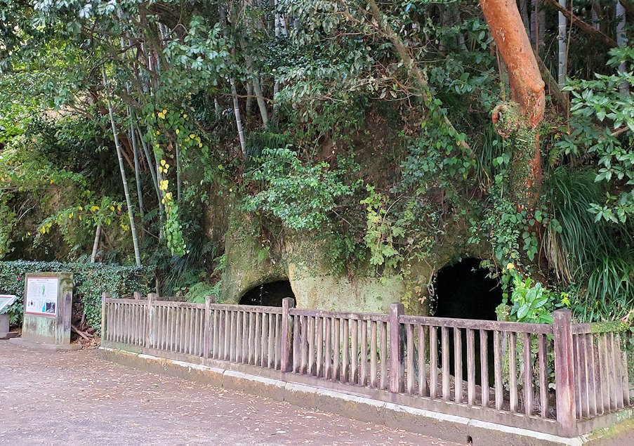 鹿児島市　西郷隆盛最後の洞窟　全体の景観