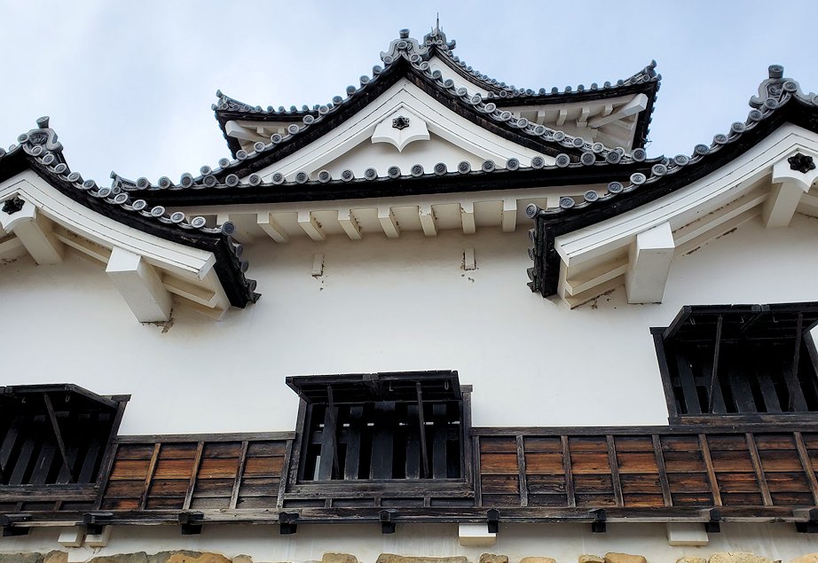 彦根城　本丸　天守閣の建物を下から眺める