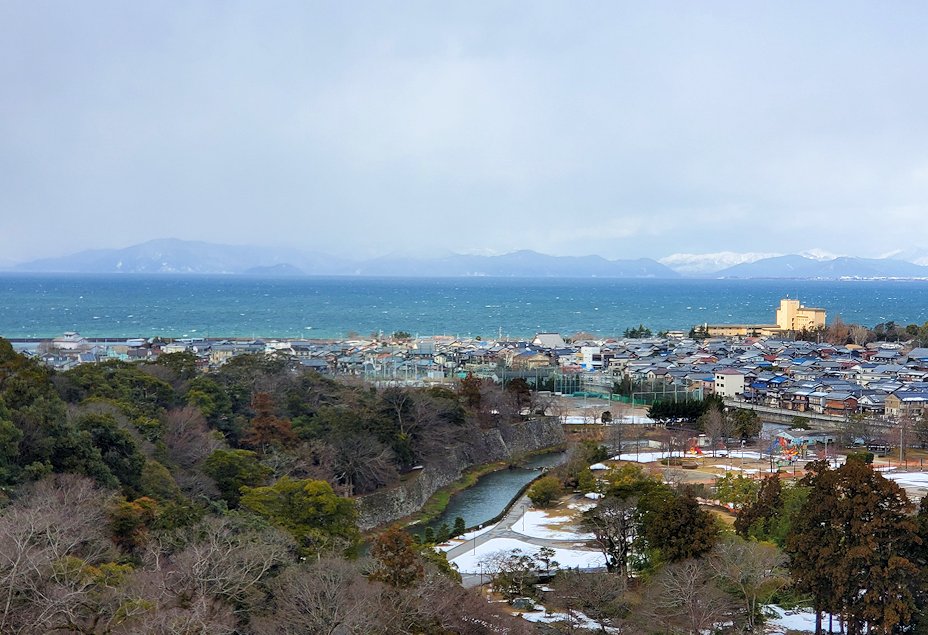 彦根城　本丸から眺める琵琶湖