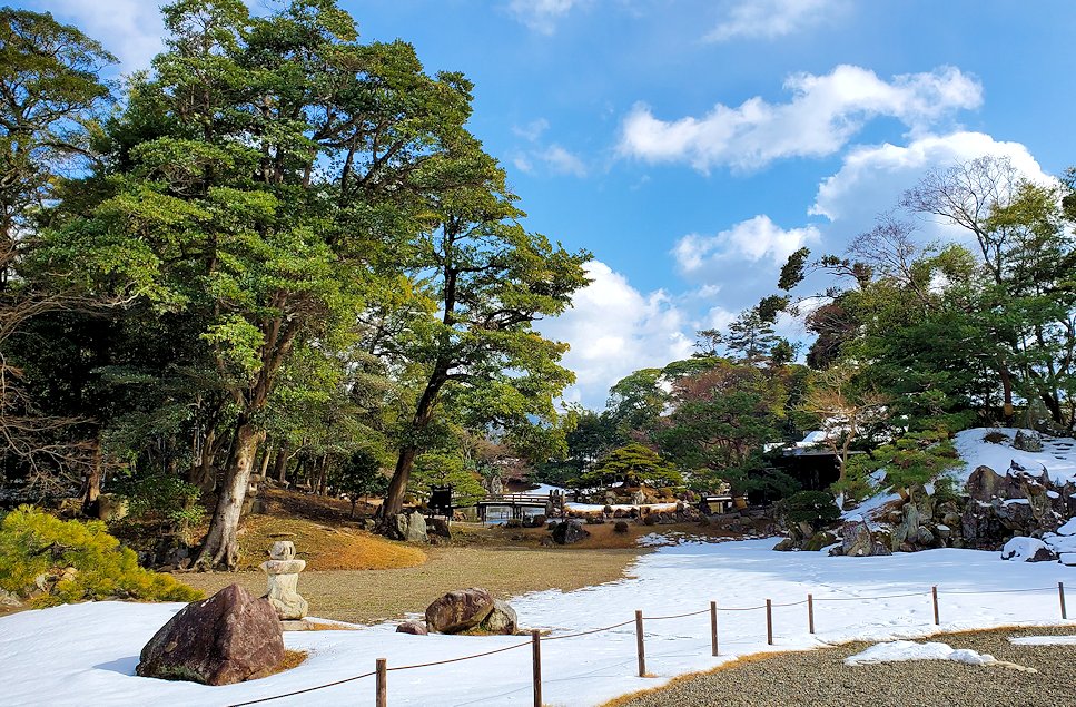 滋賀県　彦根城　楽々園から眺める景色
