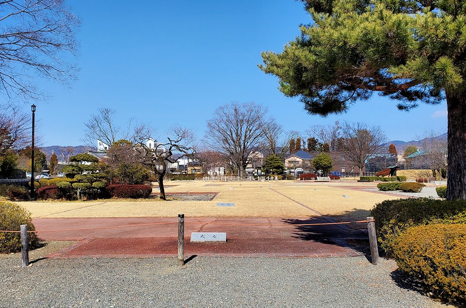 松本城　二ノ丸跡の広場
