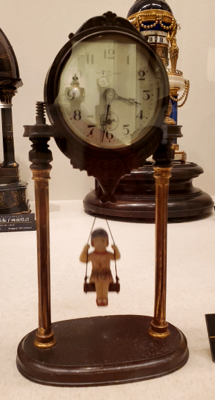松本市　松本市時計博物館　ブランコ時計　動き