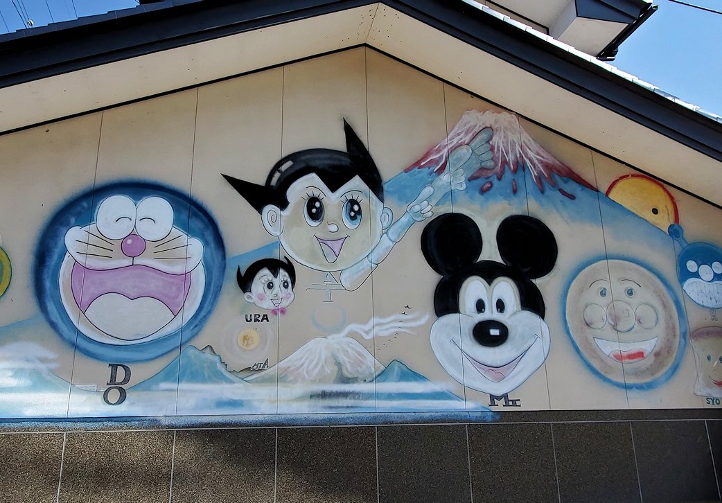 長野市松代町　大鋒寺近くの家の壁画