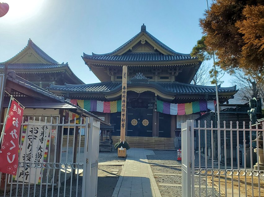 長野市　善通寺の境内　大勧進 護摩堂　入口