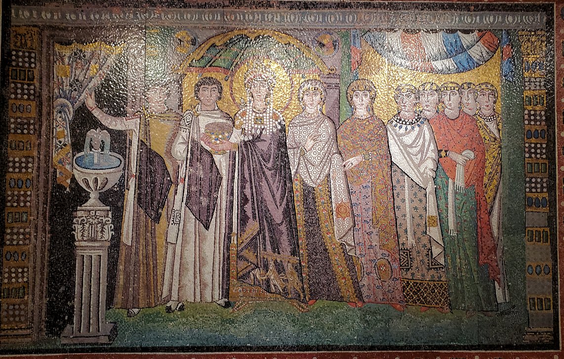 大塚国際美術館　OtsukaArtMuseum 『皇妃テオドラと侍女達(Empress Theodora with her court of two ministers and seven women)』