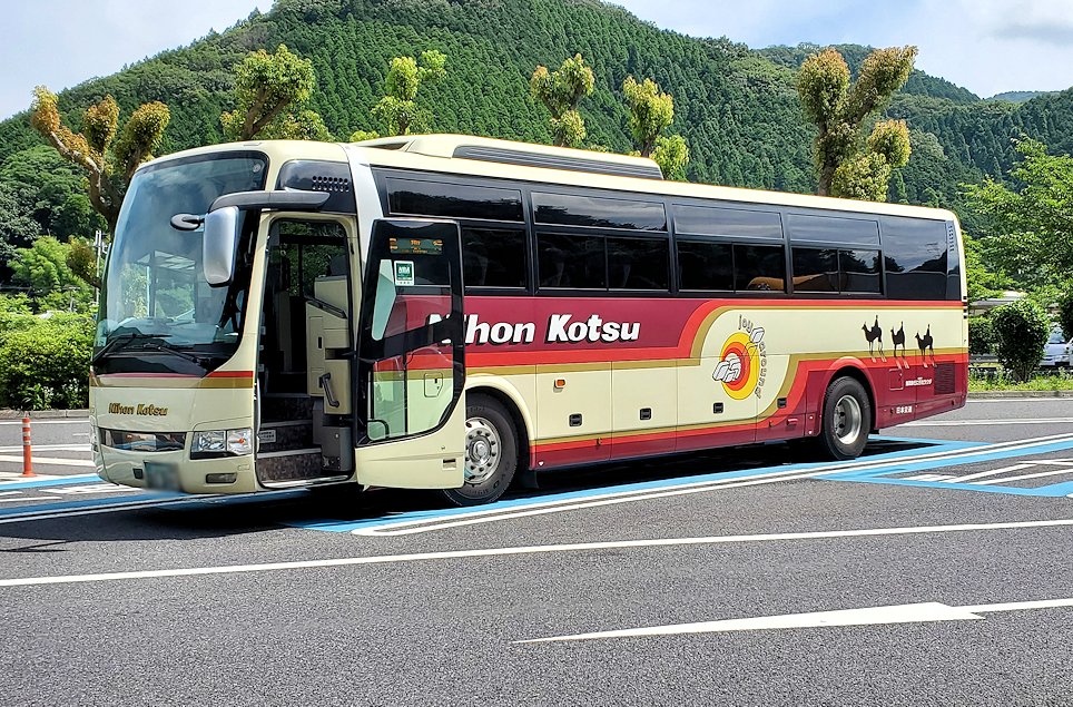 日本交通バス　高速バスの車体