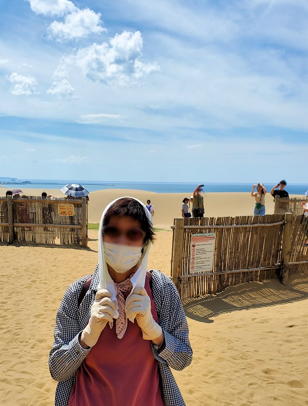 鳥取砂丘　疲れ果てたオカンの記念写真