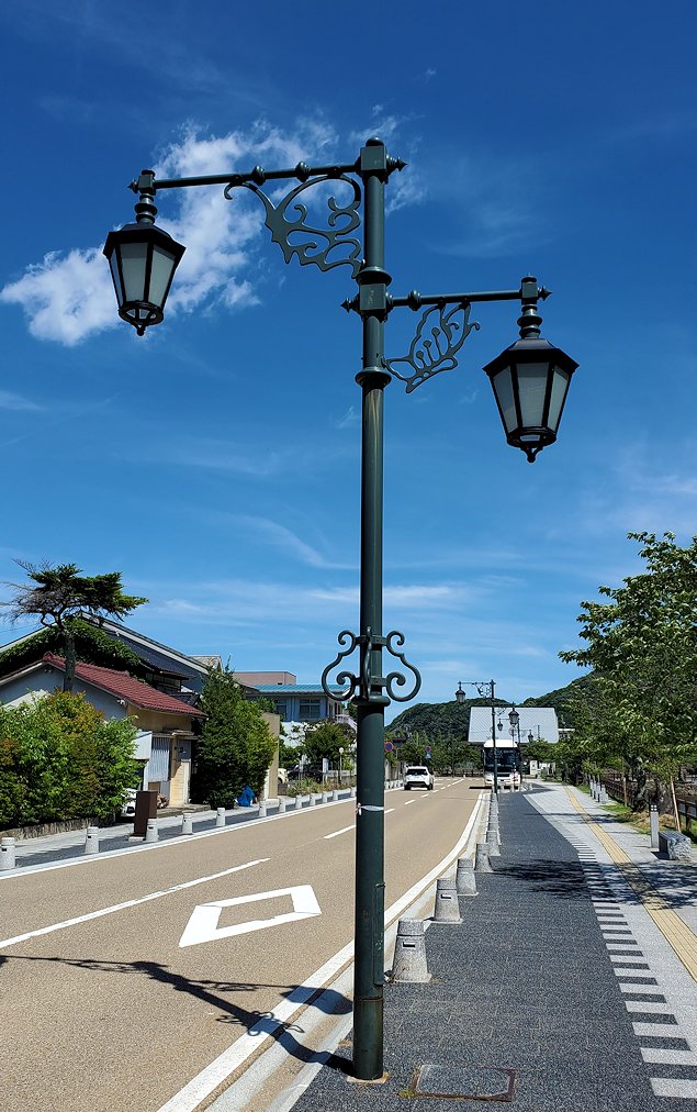 鳥取城跡　山の手通りの街路灯