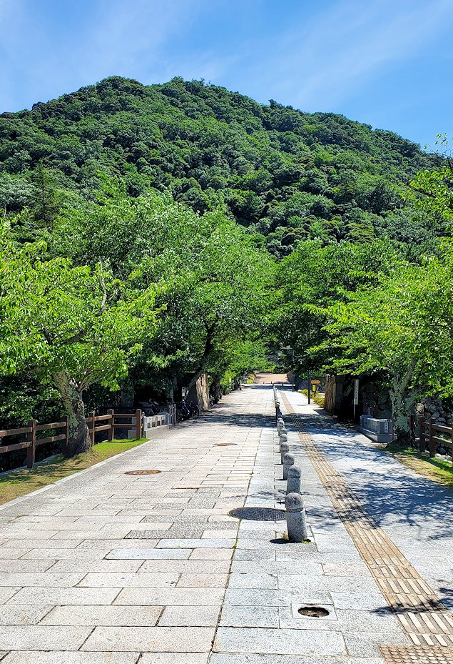 鳥取城跡のある「久松公園」の入口