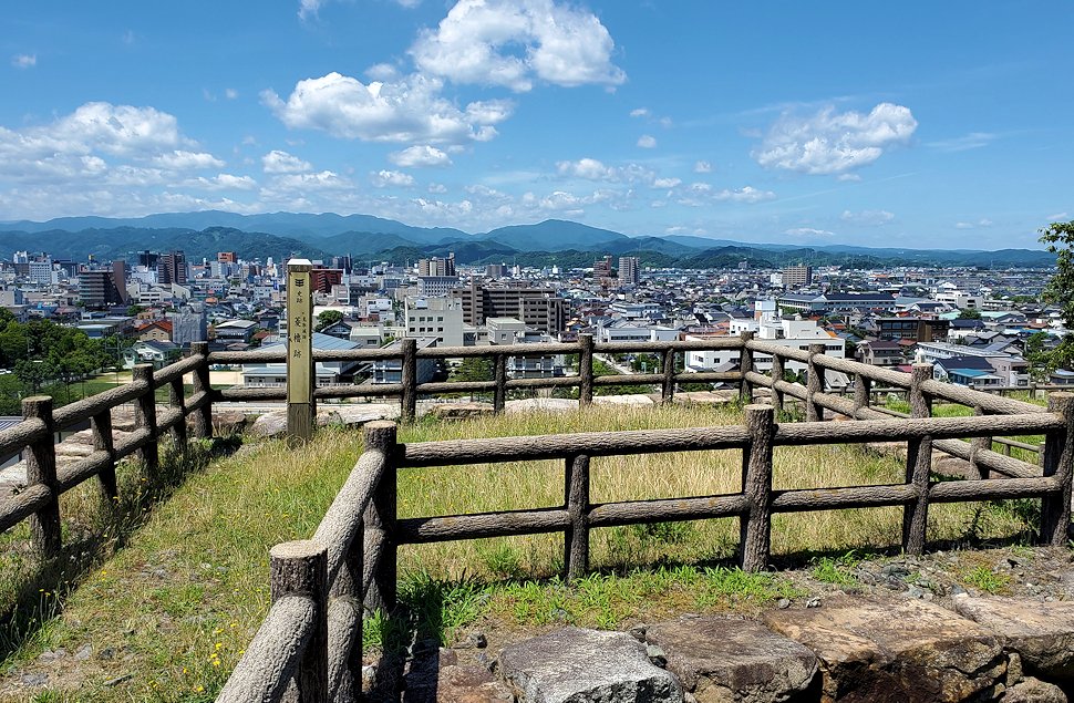 鳥取城　二ノ丸　「菱櫓跡」の石垣