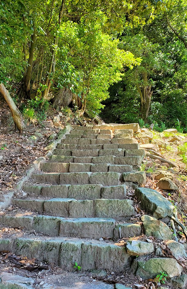 鳥取城跡　久松山を登る道2