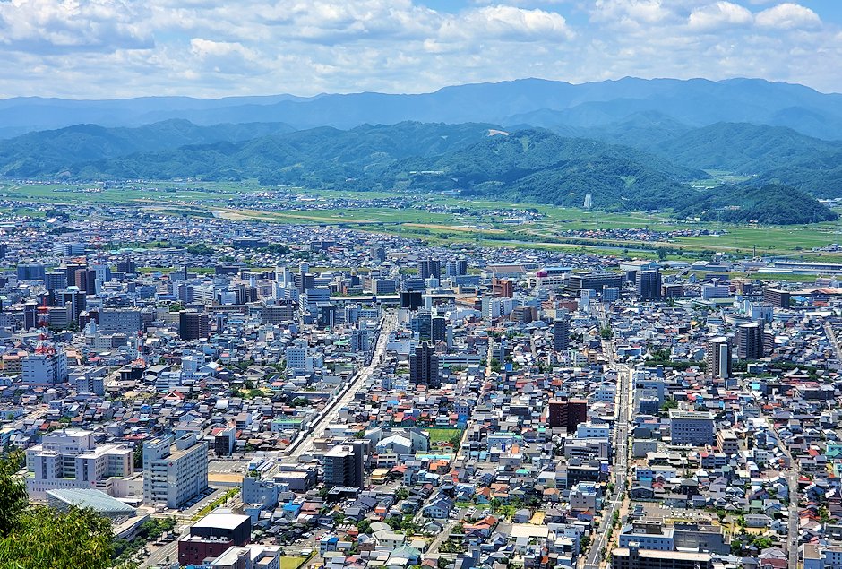鳥取城　本丸跡　から眺める鳥取市内の景色