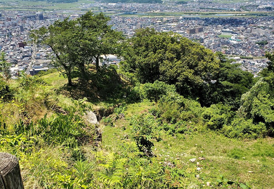 鳥取城　本丸跡　西側にある石垣跡
