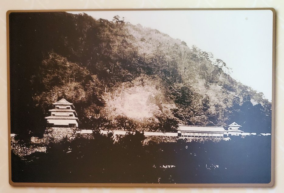 鳥取市　仁風閣　明治時代初期の鳥取城の古写真