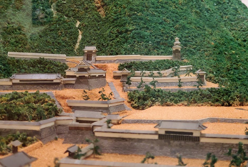 鳥取県立博物館　鳥取城跡の復元模型　二ノ丸周辺2