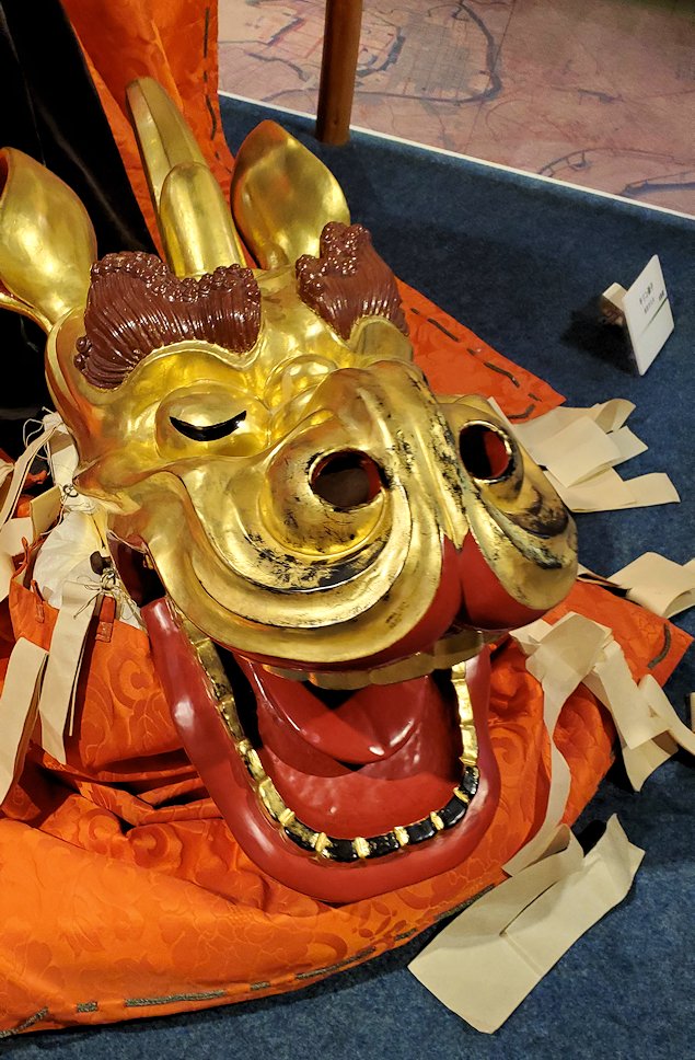 鳥取県立博物館　麒麟獅子舞の衣装2