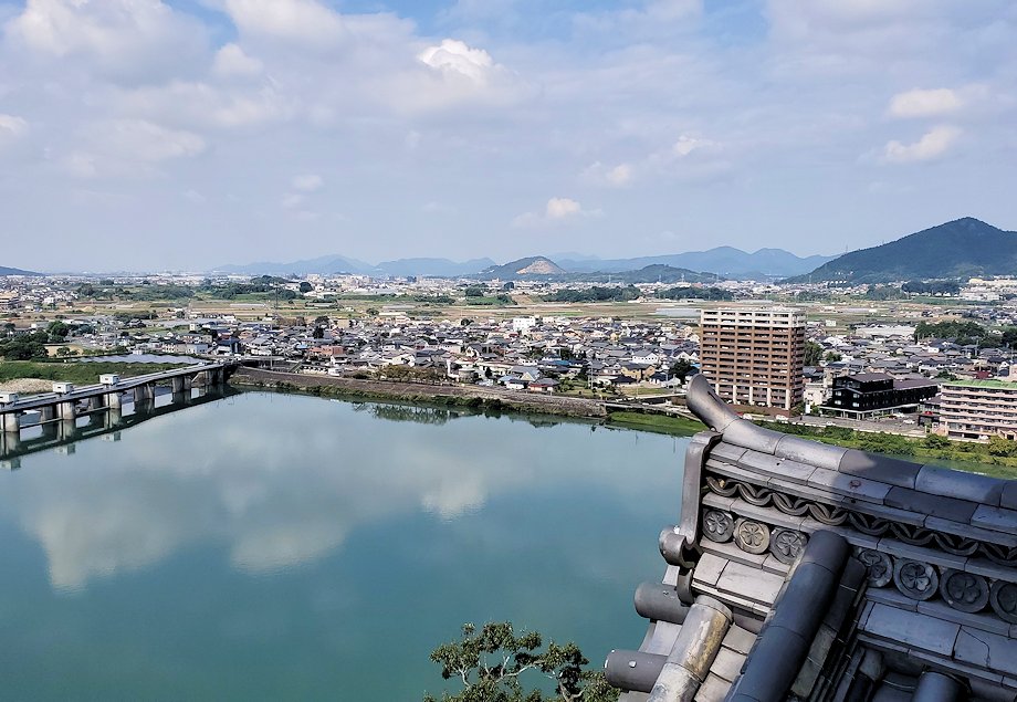 犬山城　天守閣最上階から見える木曽川