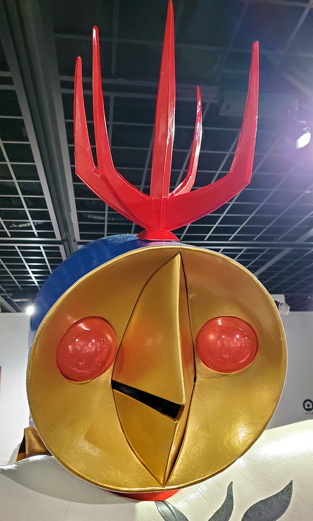 港区　NHK放送博物館　「タローマン」　太陽仮面サンタワーの模型　顔