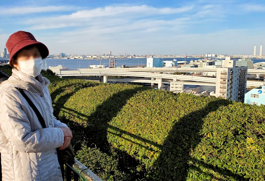 横浜市山手　「港の見える丘公園」　展望所からの景色