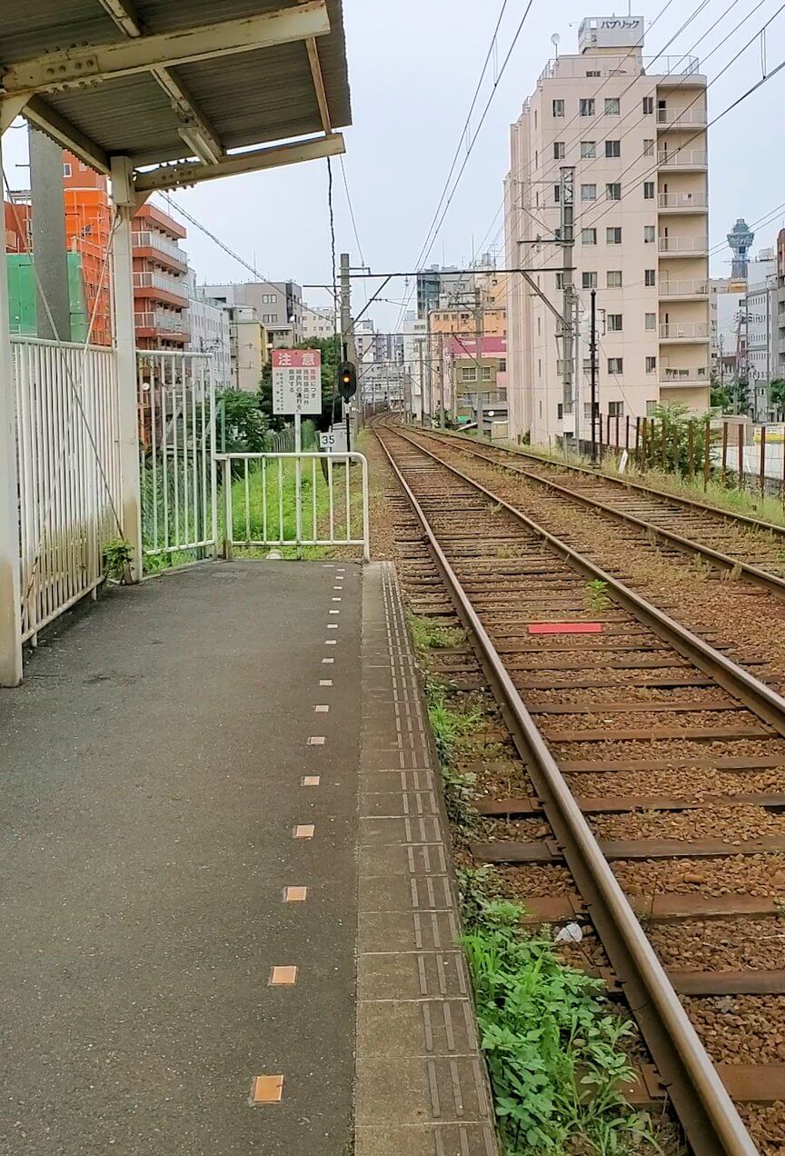 阪堺電車　「今池駅」　ホームから恵美須町方面の景色